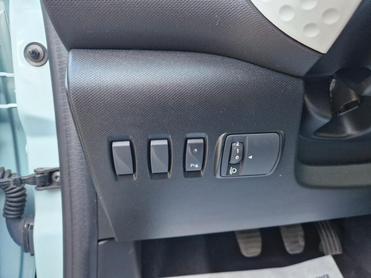 Renault Twingo SCe Lovely