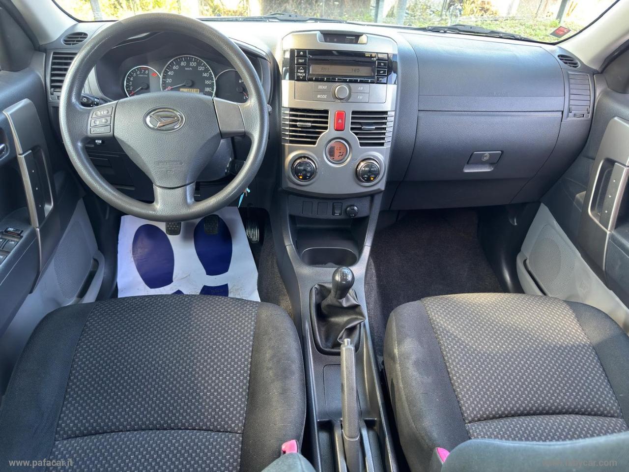 DAIHATSU Terios 1.5 2WD B You Five Think Pink