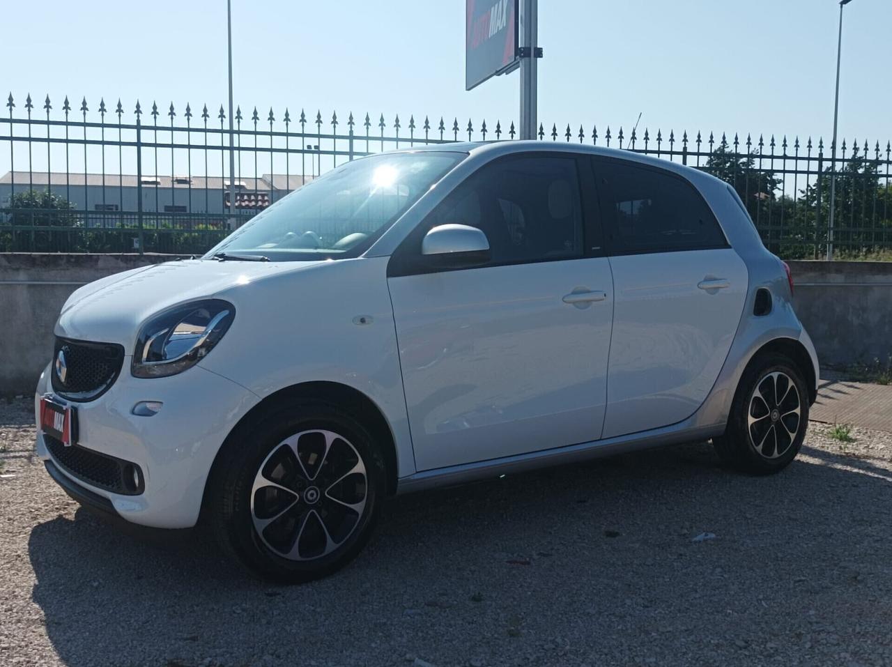 Smart ForFour 70 1.0 Passion