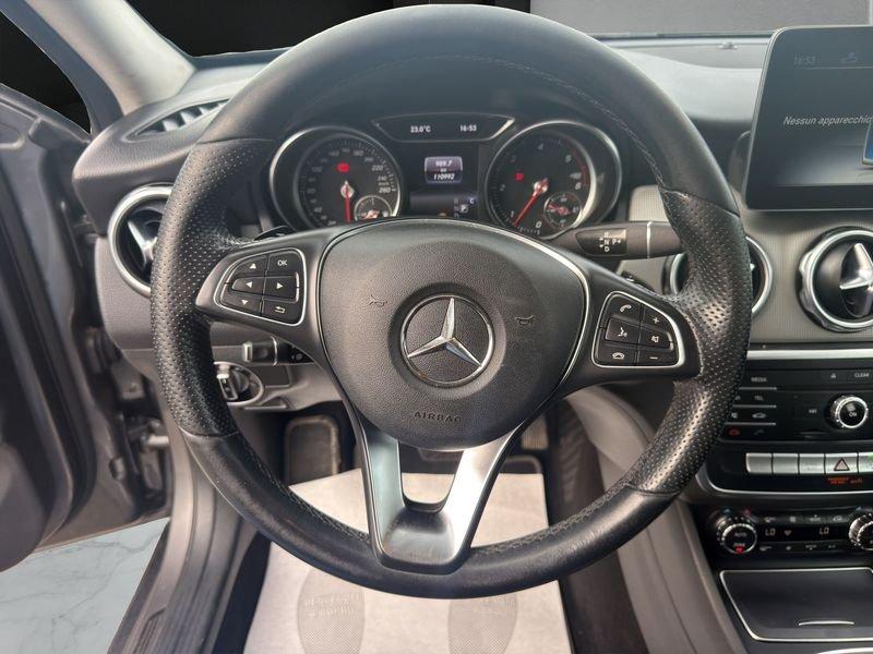Mercedes-Benz GLA GLA 200d Sport 4matic