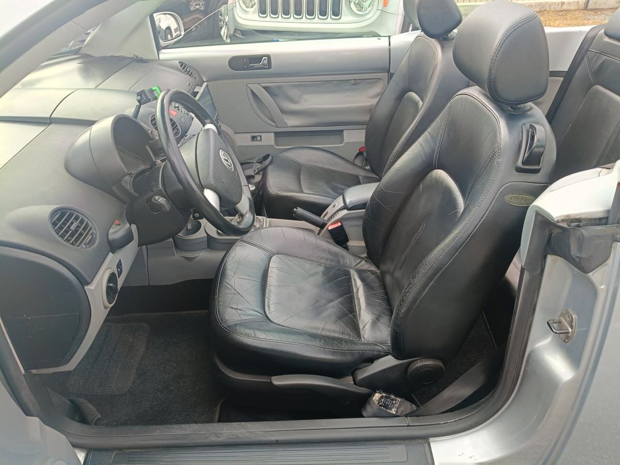 Volkswagen New Beetle 1.6 Cabrio iscritta ASI 99 Mila km