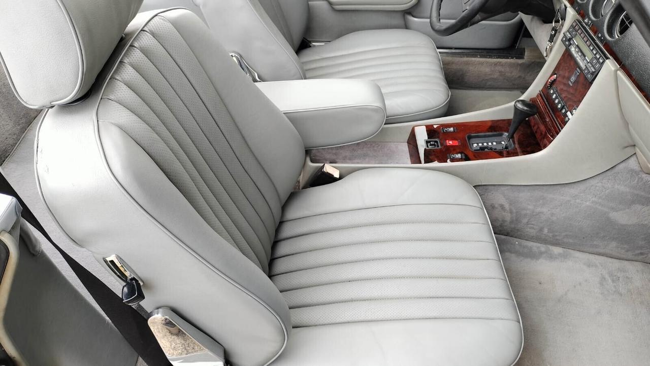 Mercedes-benz SL 560 560 SL Roadster SERIE R107