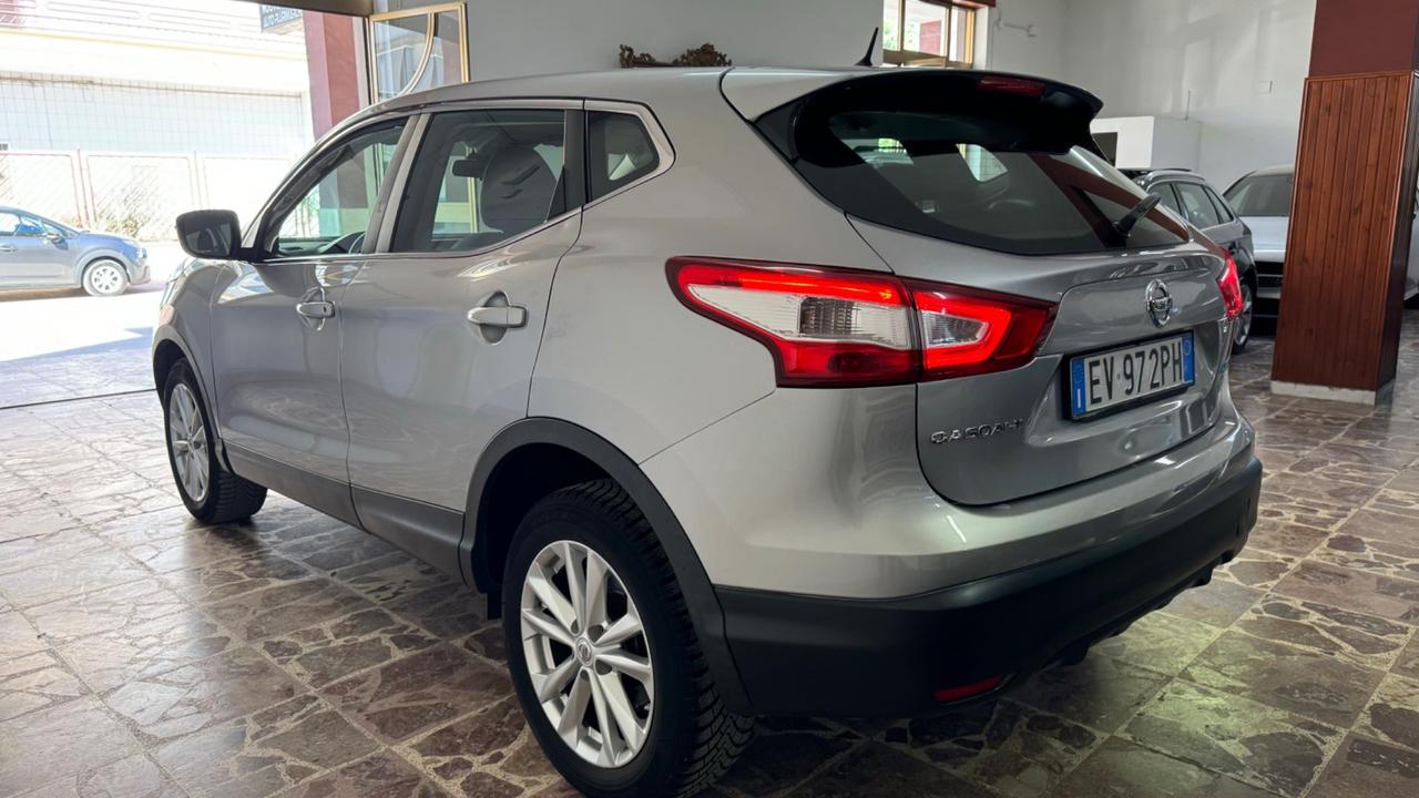 Nissan Qashqai 1.5 dCi DPF Tekna