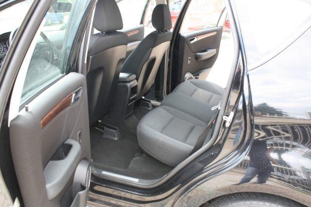 MERCEDES-BENZ A 150 BlueEFFICIENCY Elegance