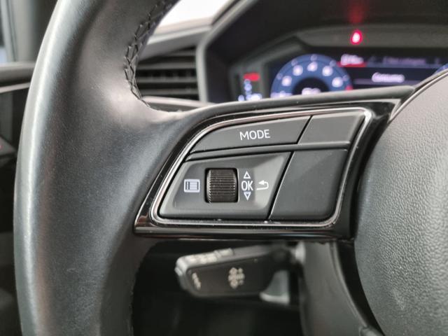 AUDI A1 citycarver 30 TFSI S tronic Identity Contrast