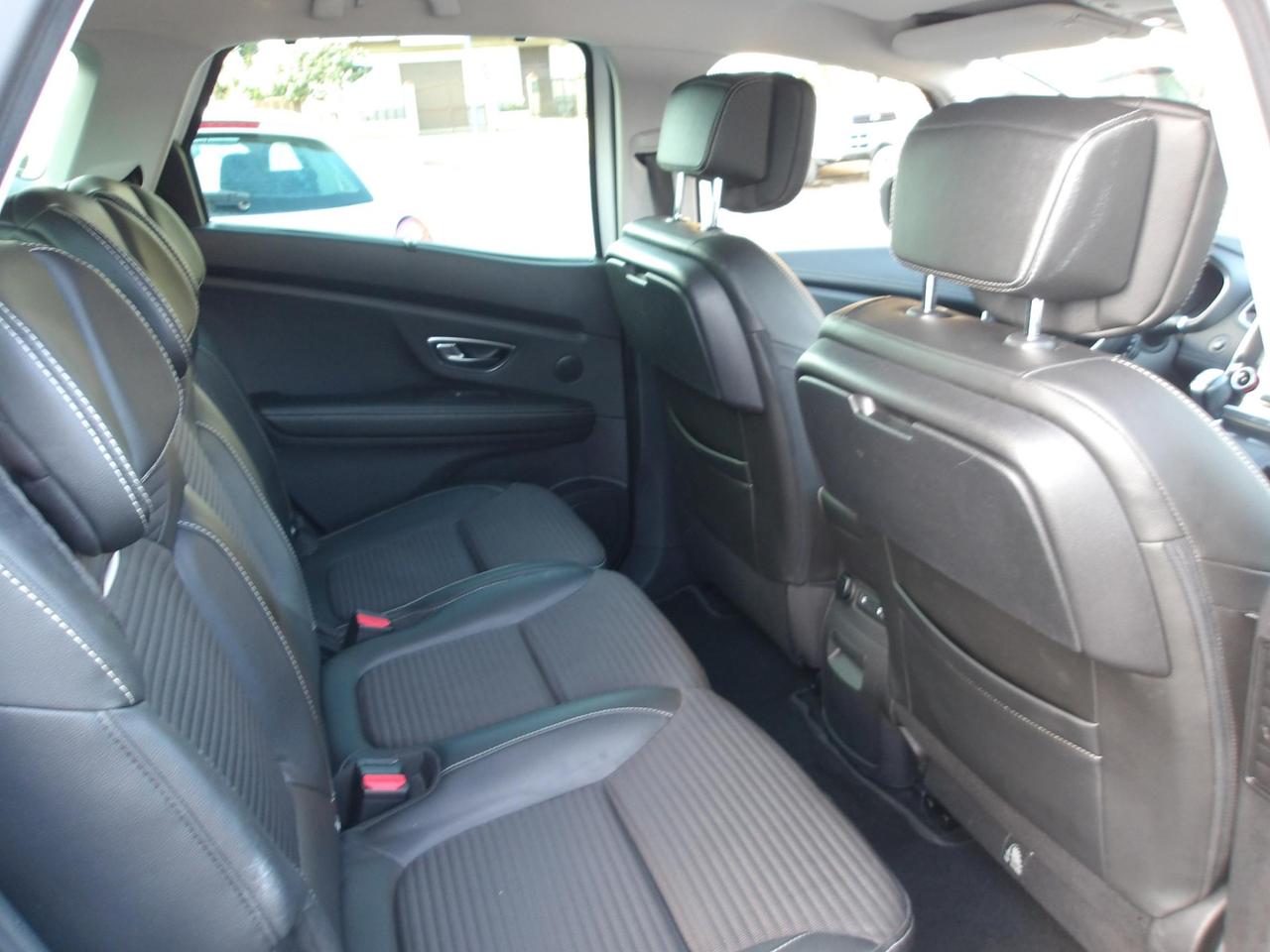 Renault Scenic 1.5 dci energy Bose 110cv edc