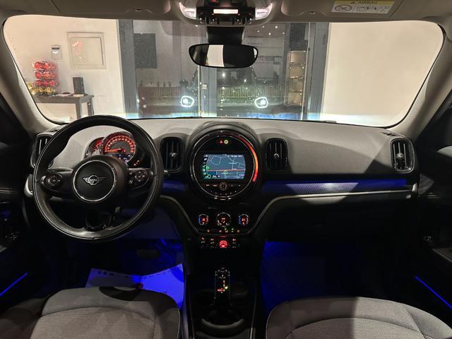 MINI Countryman Countryman 1.5 One D Hype (LED/Navi/Auto/BT)