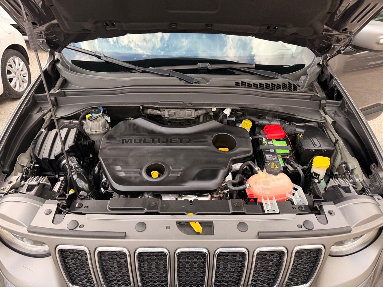 Jeep Renegade 1.6 Mjt 120CV Full Led Car play
