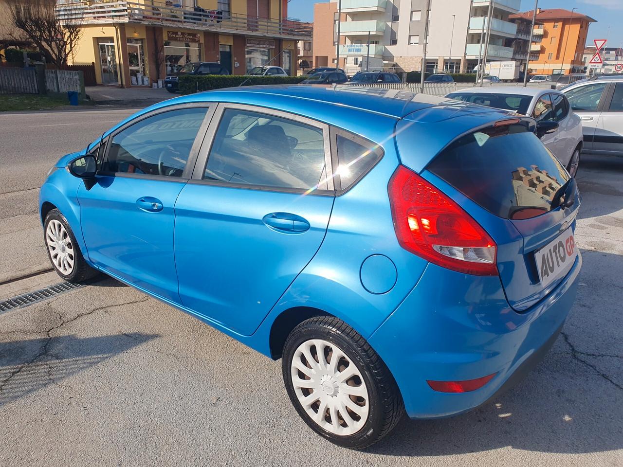 Ford Fiesta 1.4 benzina GPL Neopatentati 2010