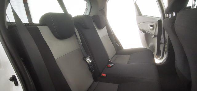 TOYOTA Yaris 1.5 Hybrid 5 porte Business