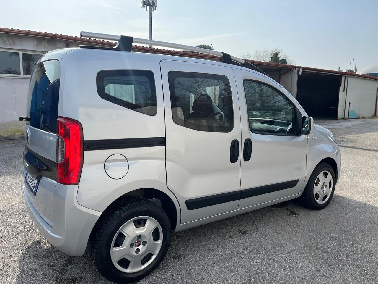 Fiat Qubo 5P-1.3 mjt/80 cv-Full-05/2019