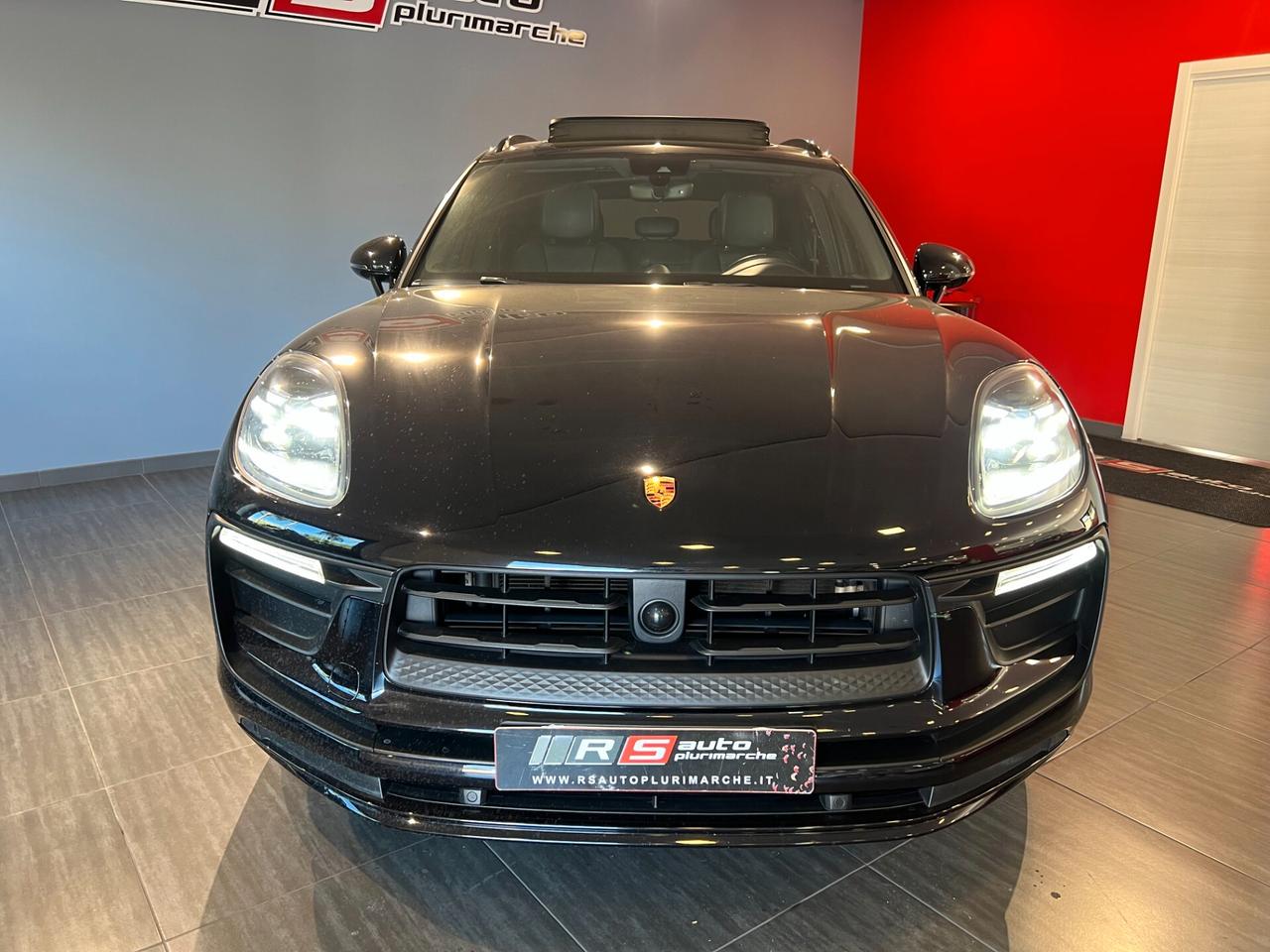 Porsche Macan 2.0 PASM PNEUMATICHE