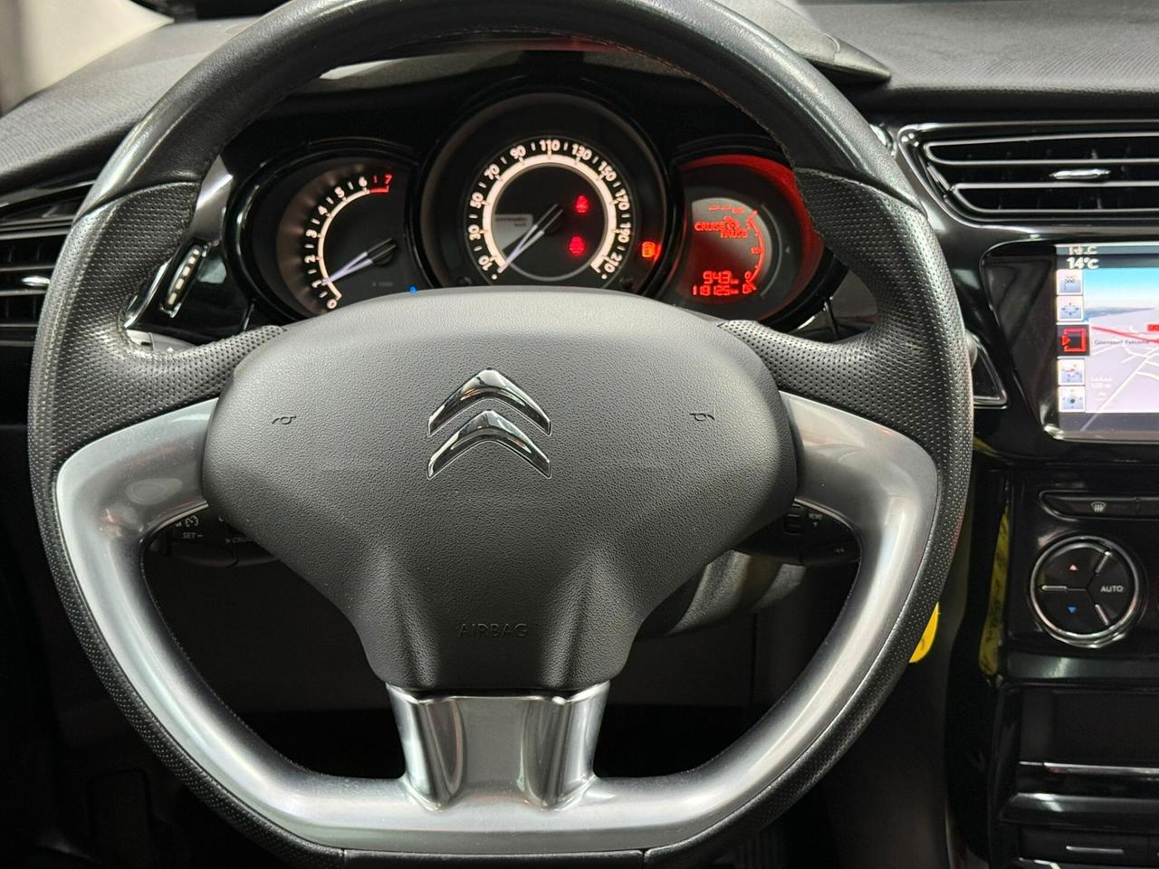 Citroen C3 1.2 82cv PureTech Exclusive - 2015