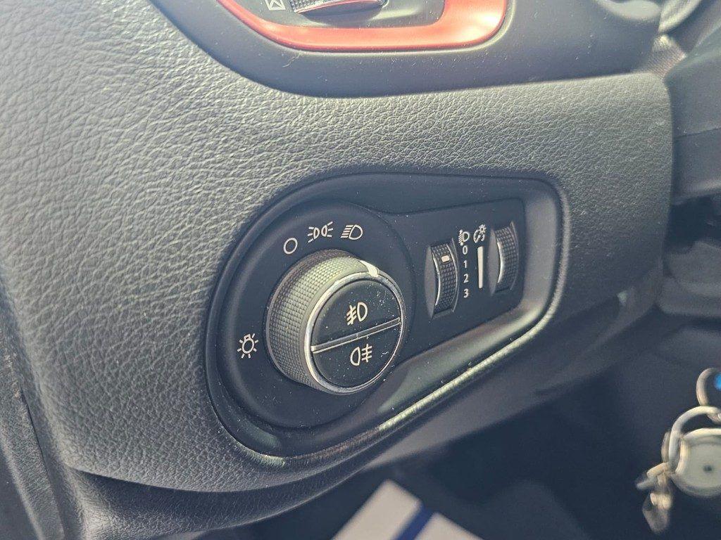 Jeep Renegade 2.0 Mjt 170CV 4WD Active Drive Low Trailhawk