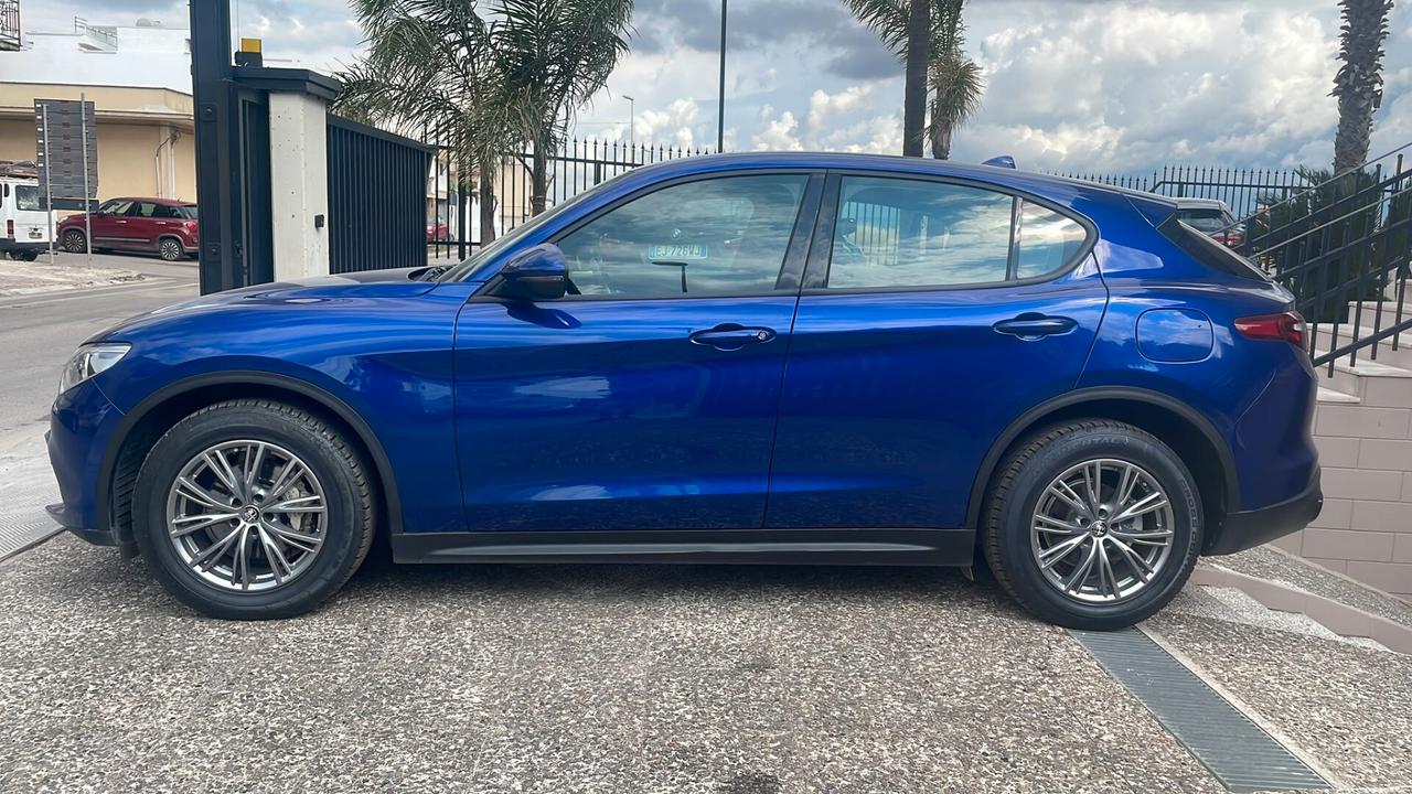 Alfa Romeo Stelvio 2.2 Turbodiesel 160 CV AT8 RWD Sprint