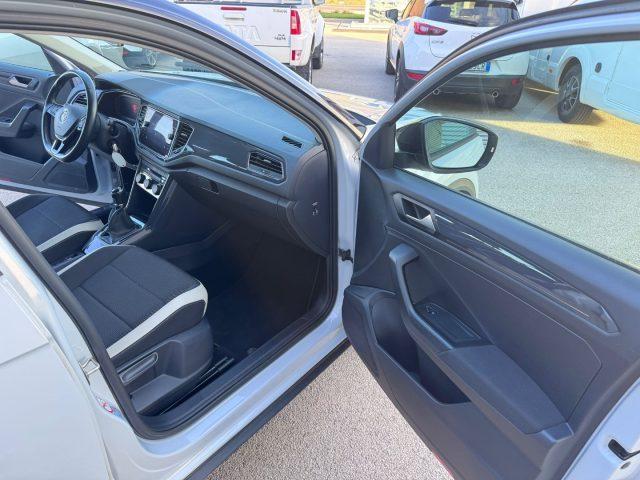 VOLKSWAGEN T-Roc 1.6 TDI SCR Advanced White silver