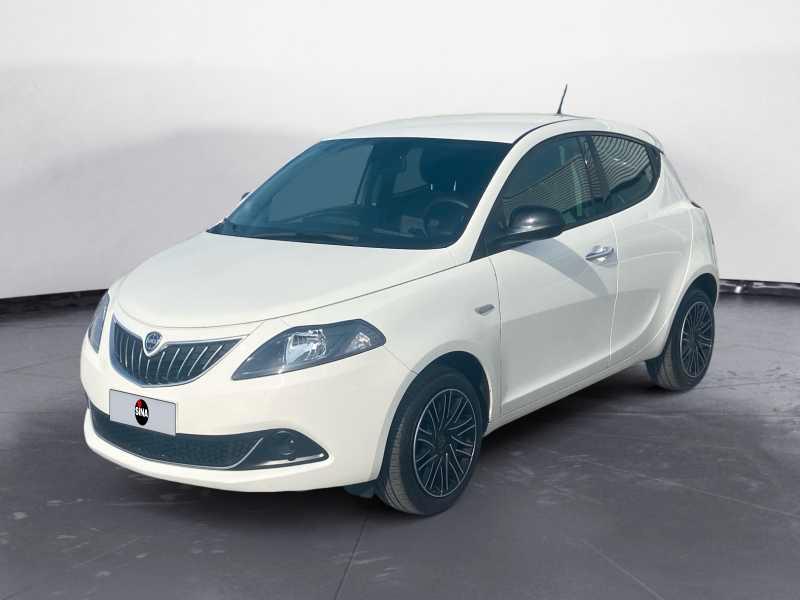 LANCIA Ypsilon 1.0 firefly hybrid Silver 70c