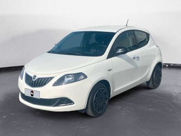 LANCIA Ypsilon 1.0 firefly hybrid Silver 70c
