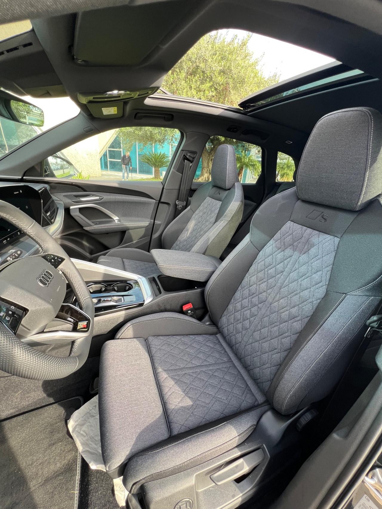 Audi Q5 Sline quattro offerta T-Stock prezzo imperdibile