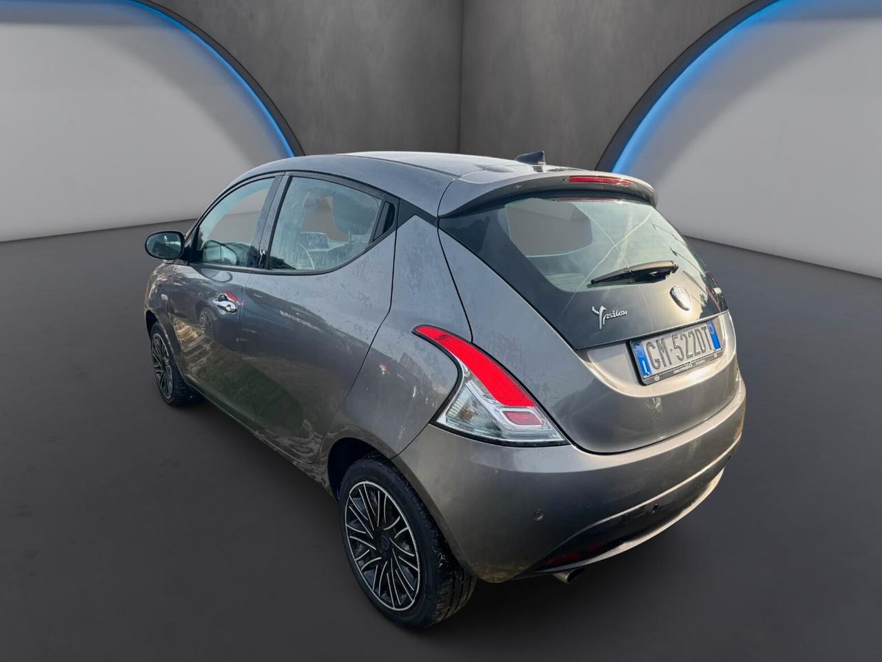 Lancia Ypsilon 1.0 FireFly 5 porte S&S Hybrid Ecochic Gold