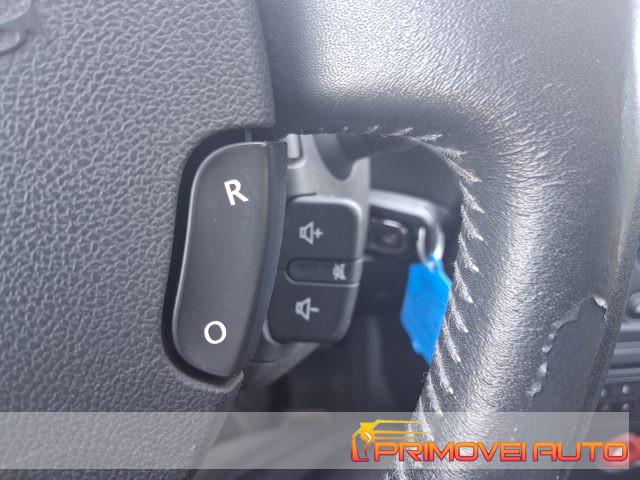 RENAULT Clio 1.2 16V 5 porte Dynamique