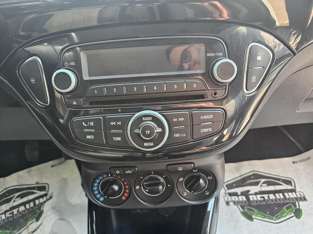 Opel Adam 1.2 70 CV - OK Neopatentati