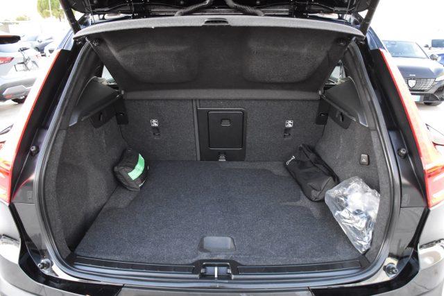 VOLVO XC40 T4 Recharge Plug-in Hybrid Inscription Expression