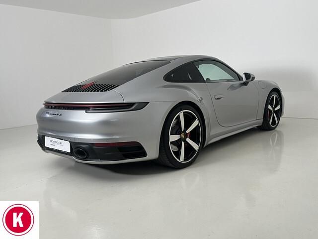 Porsche 911 Carrera 4S **Leasing 990 € al mese**