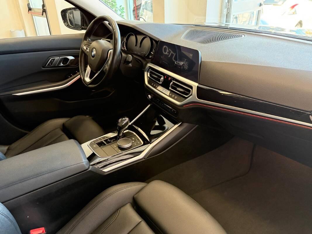 BMW Serie 3 Touring 318d Luxury auto