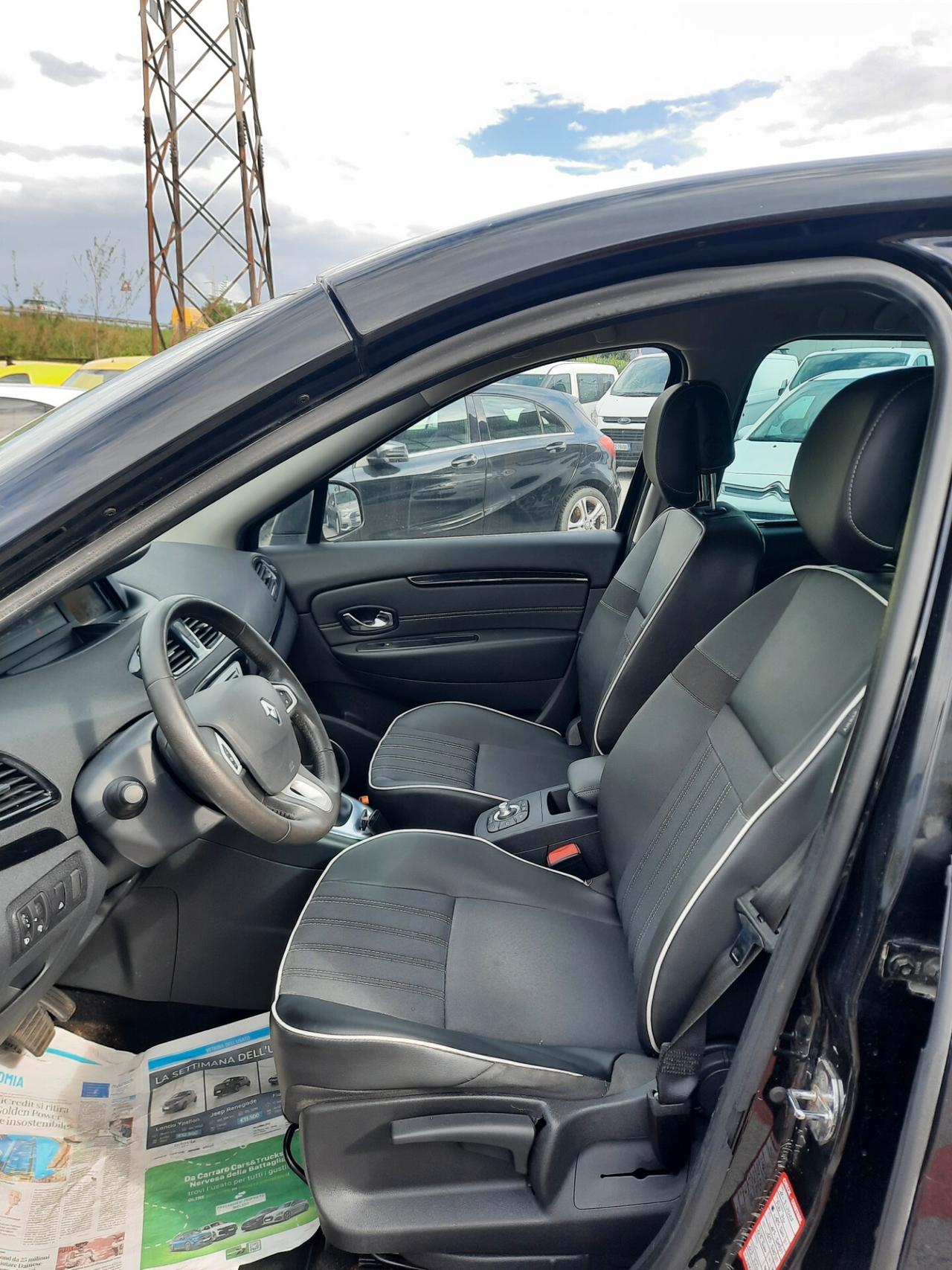 Renault Scenic Scénic XMod 1.5 dCi 110CV UNICO.PRO