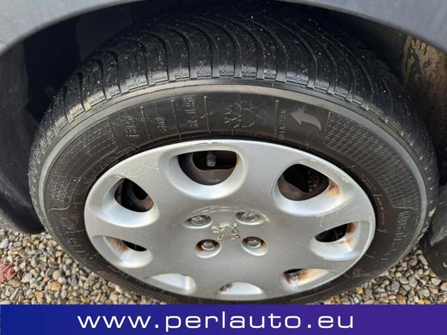 PEUGEOT 1007 1.4 Trendy GPL