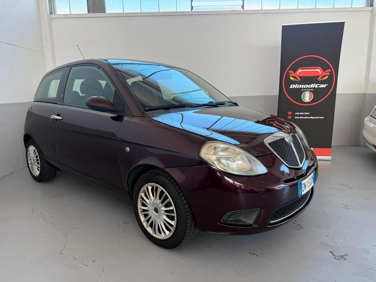 Lancia Ypsilon 1.2 Argento