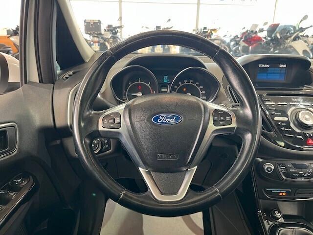 Ford B-Max 1.6 tdci 95cv *NEOPATENTATI*