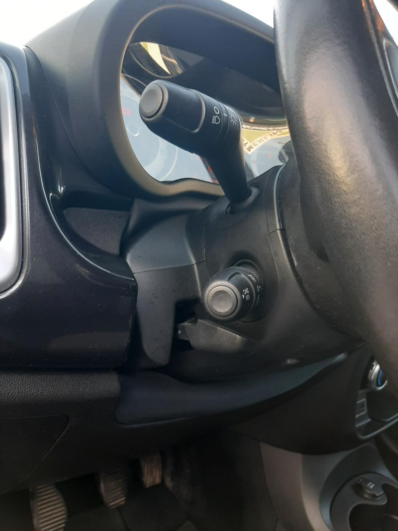 Fiat 500L 0.9 TwinAir Turbo Natural Power Lounge