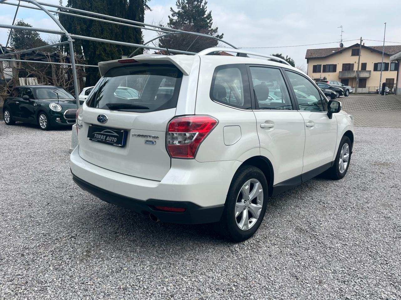 Subaru Forester 2.0D Trend