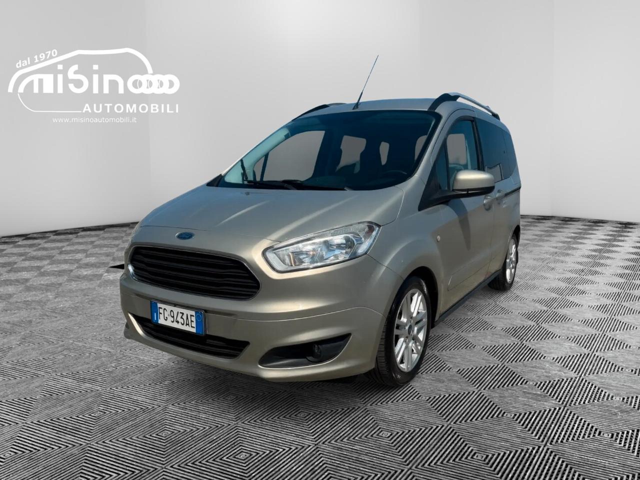 Ford Tourneo Courier 1.5 TDCI 95 CV Titanium