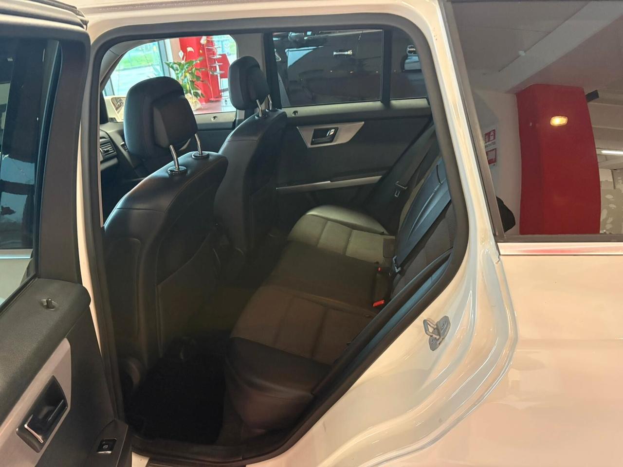 MERCEDES GLK 320 serie2 CAMBIO AUT. 4Matic 4X4 Mod.SPORT Diesel 3.0 CV 224 Km 310.696 garanzia 12 mesi