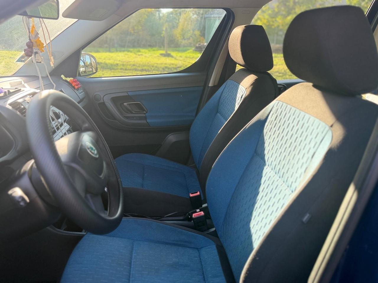 Skoda Roomster 1.6 TDI CR 90CV Ambition