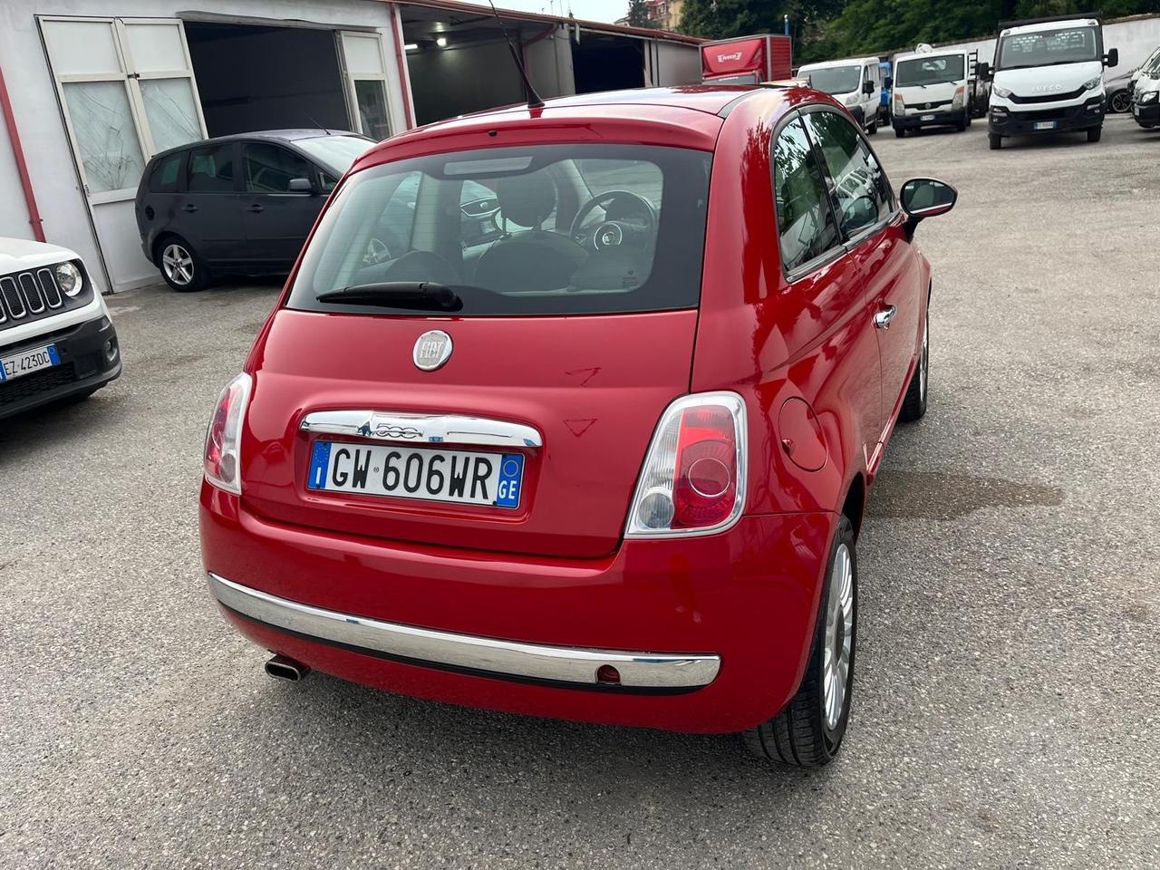 Fiat 500 lounge -1.2 benz-km 73000-2011