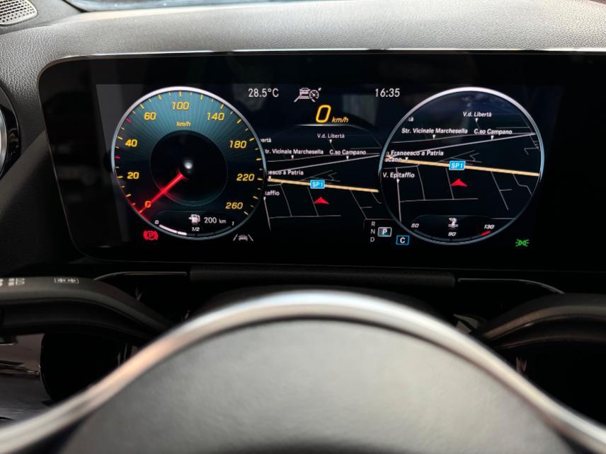 Mercedes GLA 200 d Sport Plus auto Luci Soffuse Cockpit