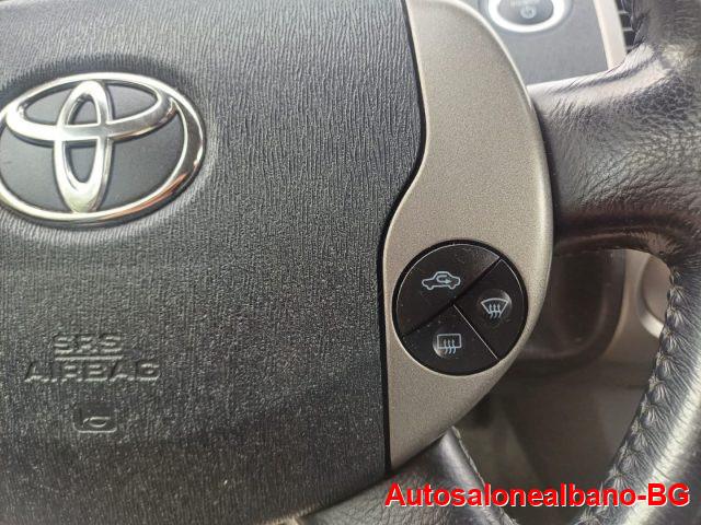 TOYOTA Prius 1.5i 16V