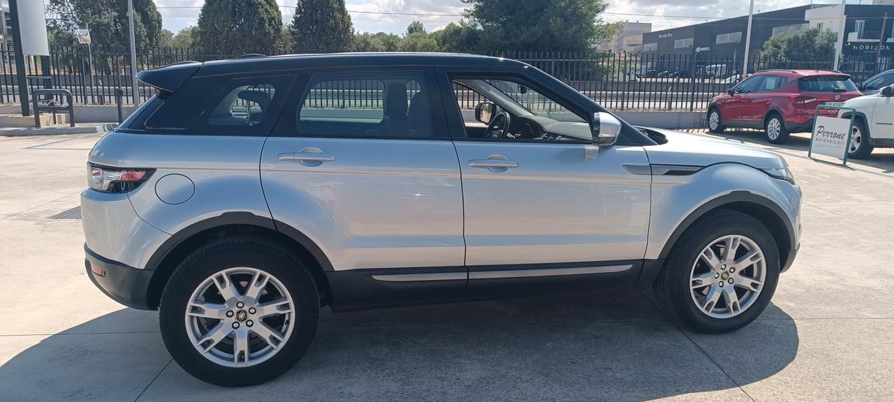 Land Rover Range Evoque 2.2 TD4 5p. Pure Tech Pack 4x4