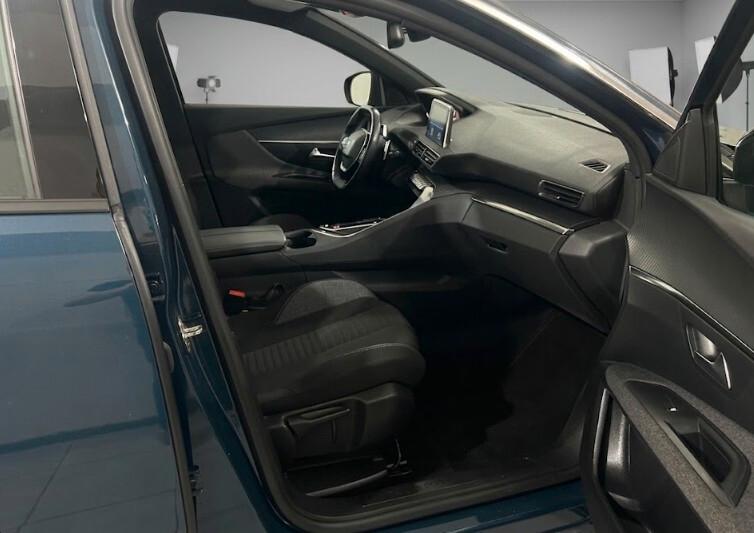 Peugeot 3008 BlueHDi 130 S&S Pack BUSINESS