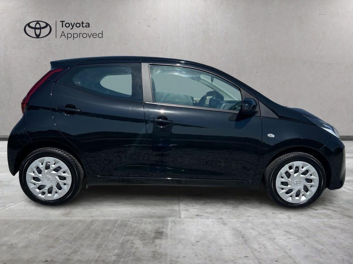 TOYOTA Aygo 2ª serie - Aygo Connect 1.0 VVT-i 72 CV 5 porte x-play