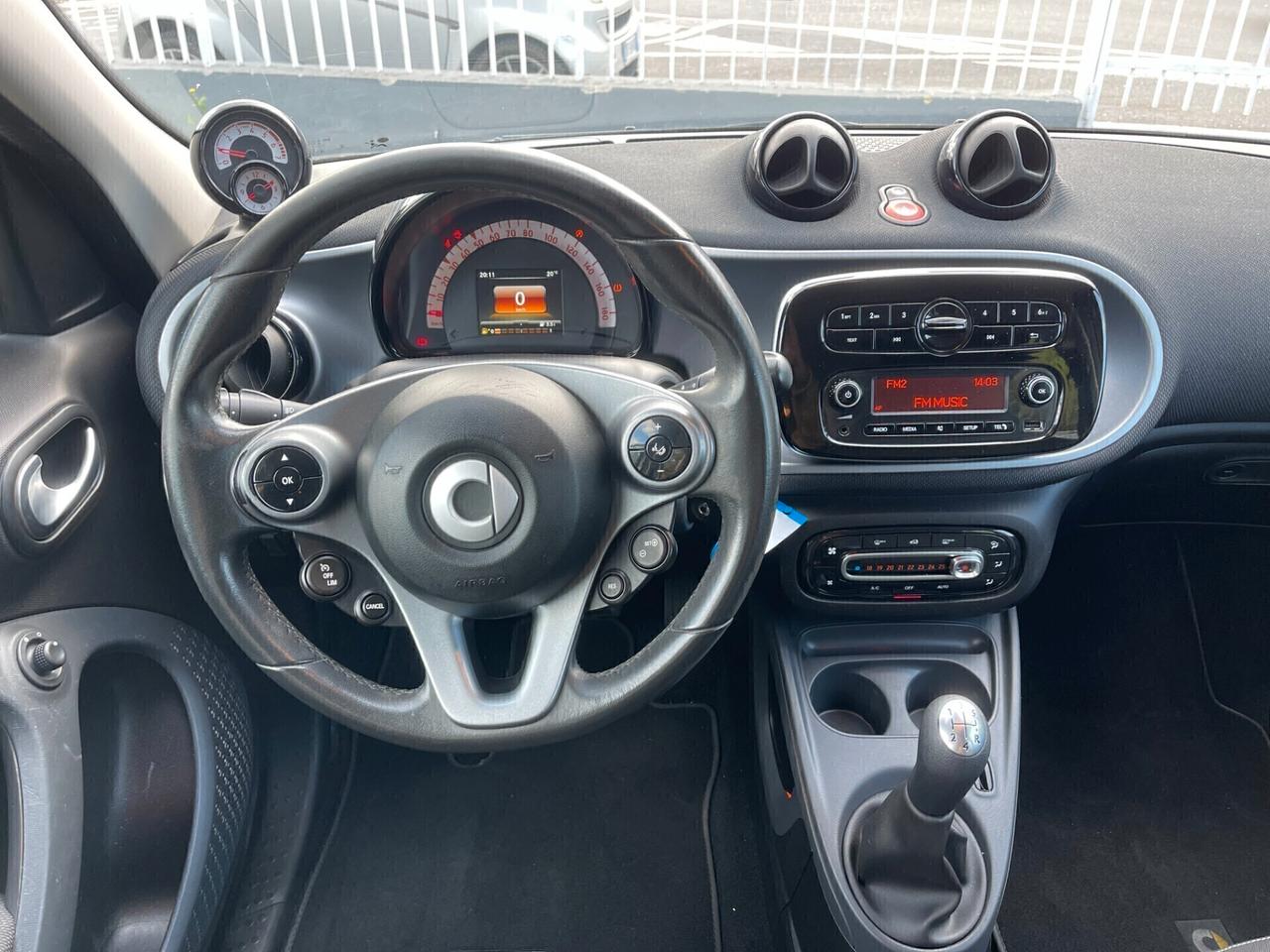 Smart ForFour 70 1.0 Passion LED 2017