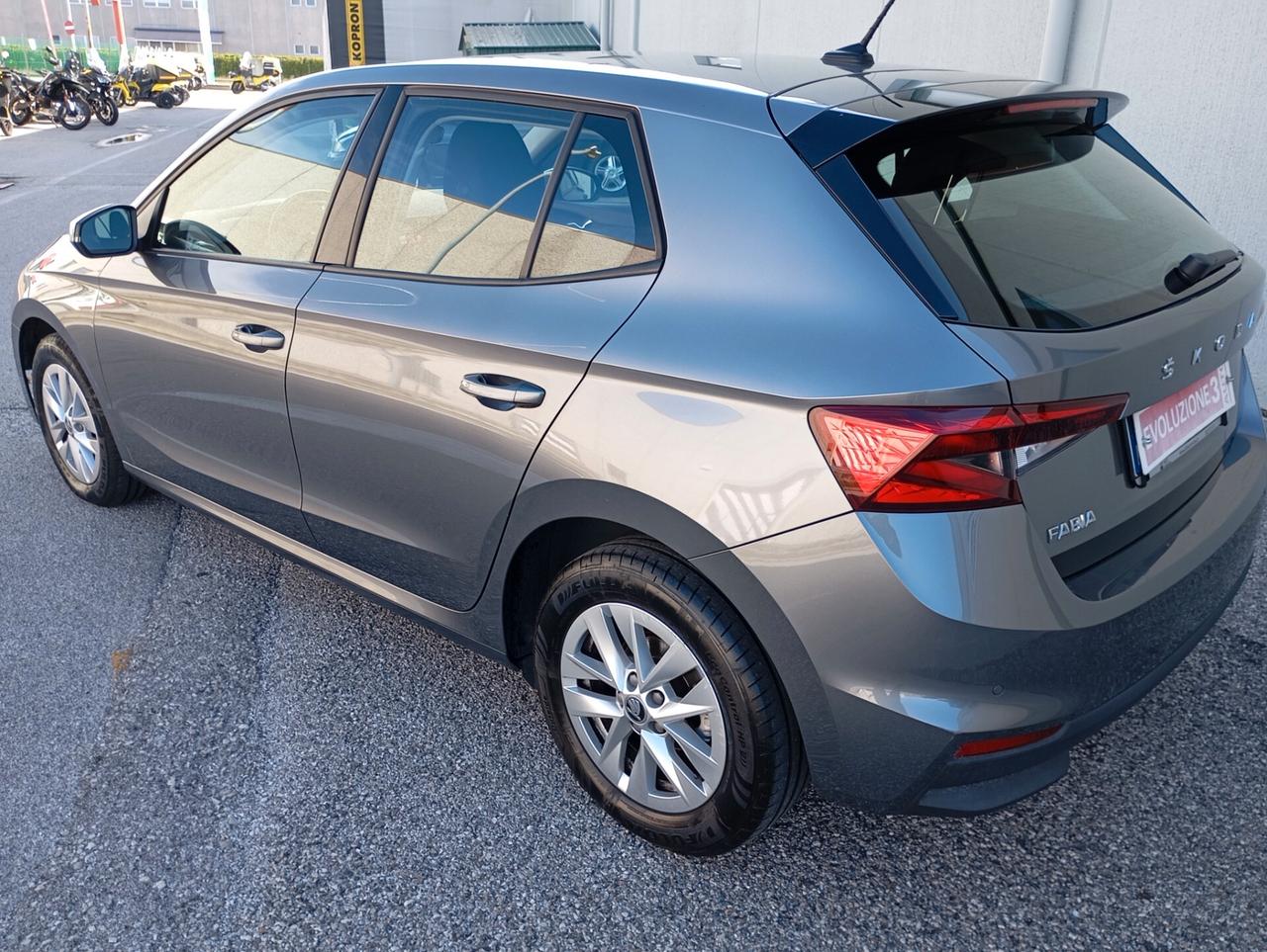 SKODA FABIA BENZINA OK NEOPATENTATI