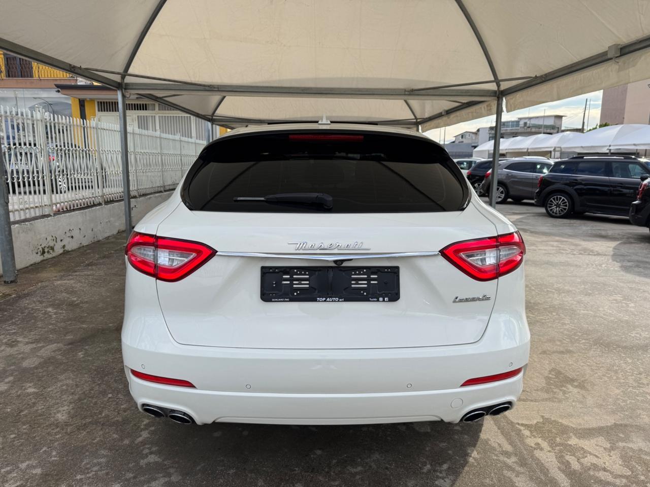 MASERATI LEVANTE V6 275 CV AWD GRANLUSSO / TETTO