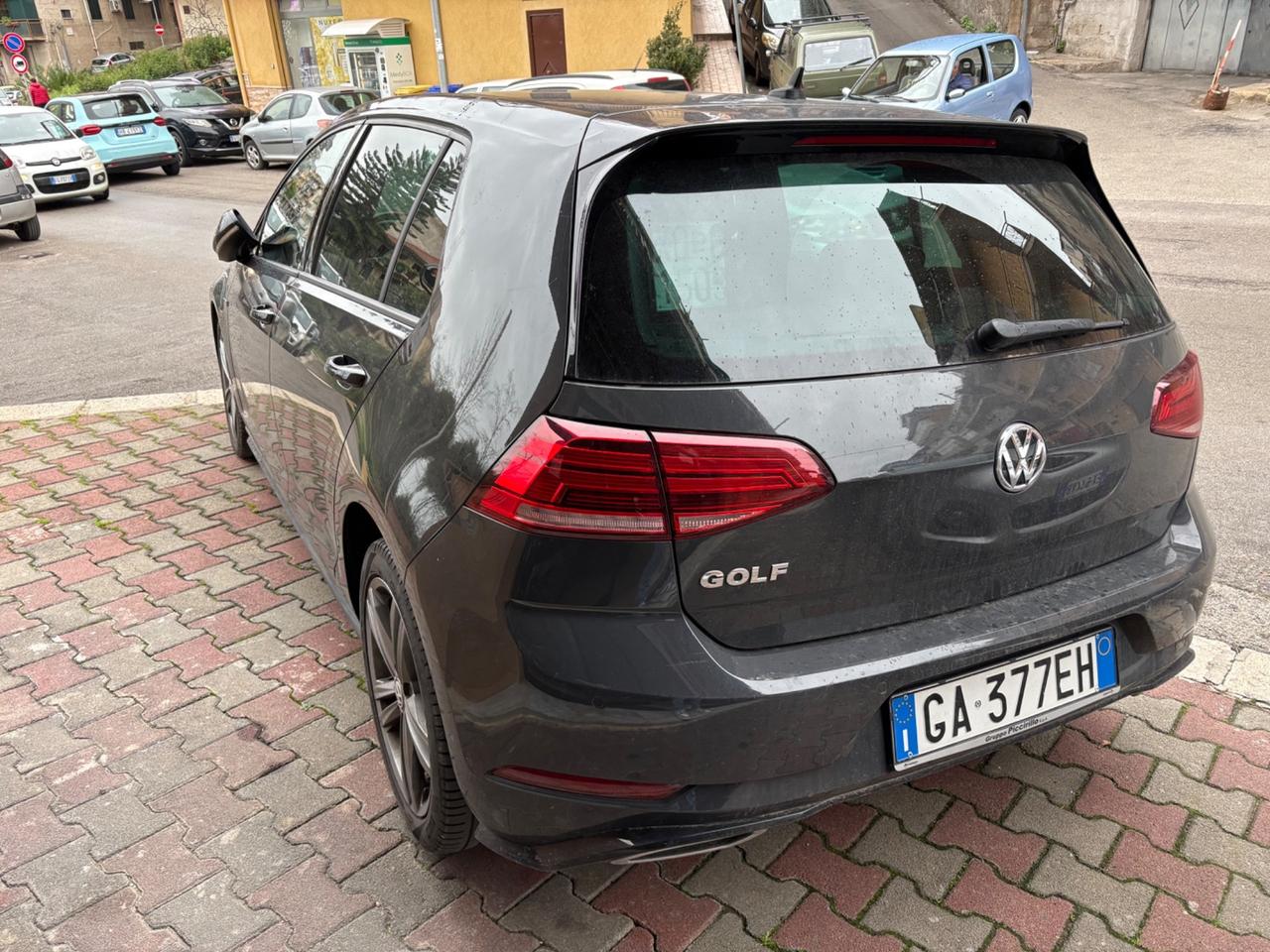 Volkswagen Golf 1.6 TDI 115 CV 5p. R-LINE