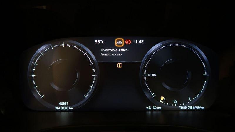 Volvo XC40 Recharge T5 Plug-in Hybrid Recharge Plus Bright