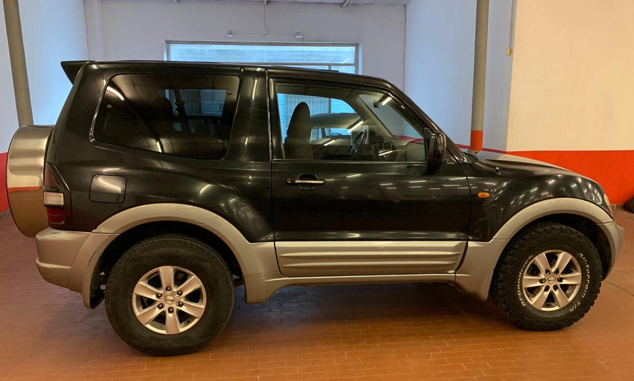 Mitsubishi Pajero 3.2 16V DI-D 3p. GLS1